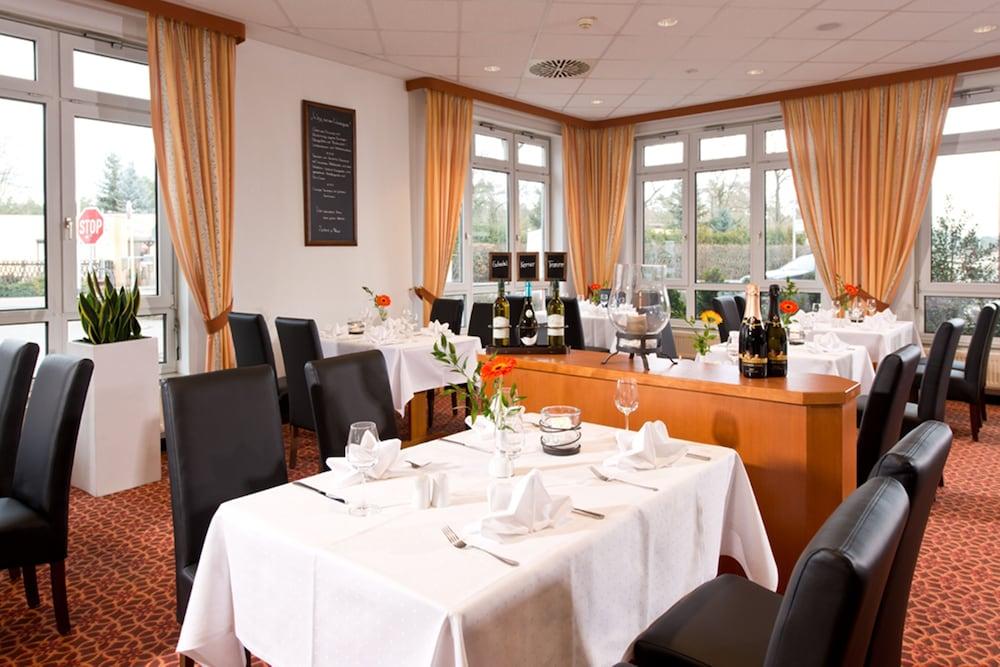 Achat Hotel Schwarzheide Lausitz Eksteriør billede